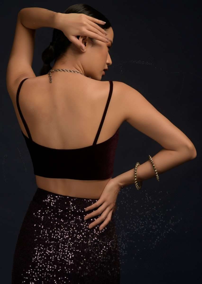 Wine Purple Blouse In Velvet With Straps On The Shoulder And Tube Neckline - Image 2