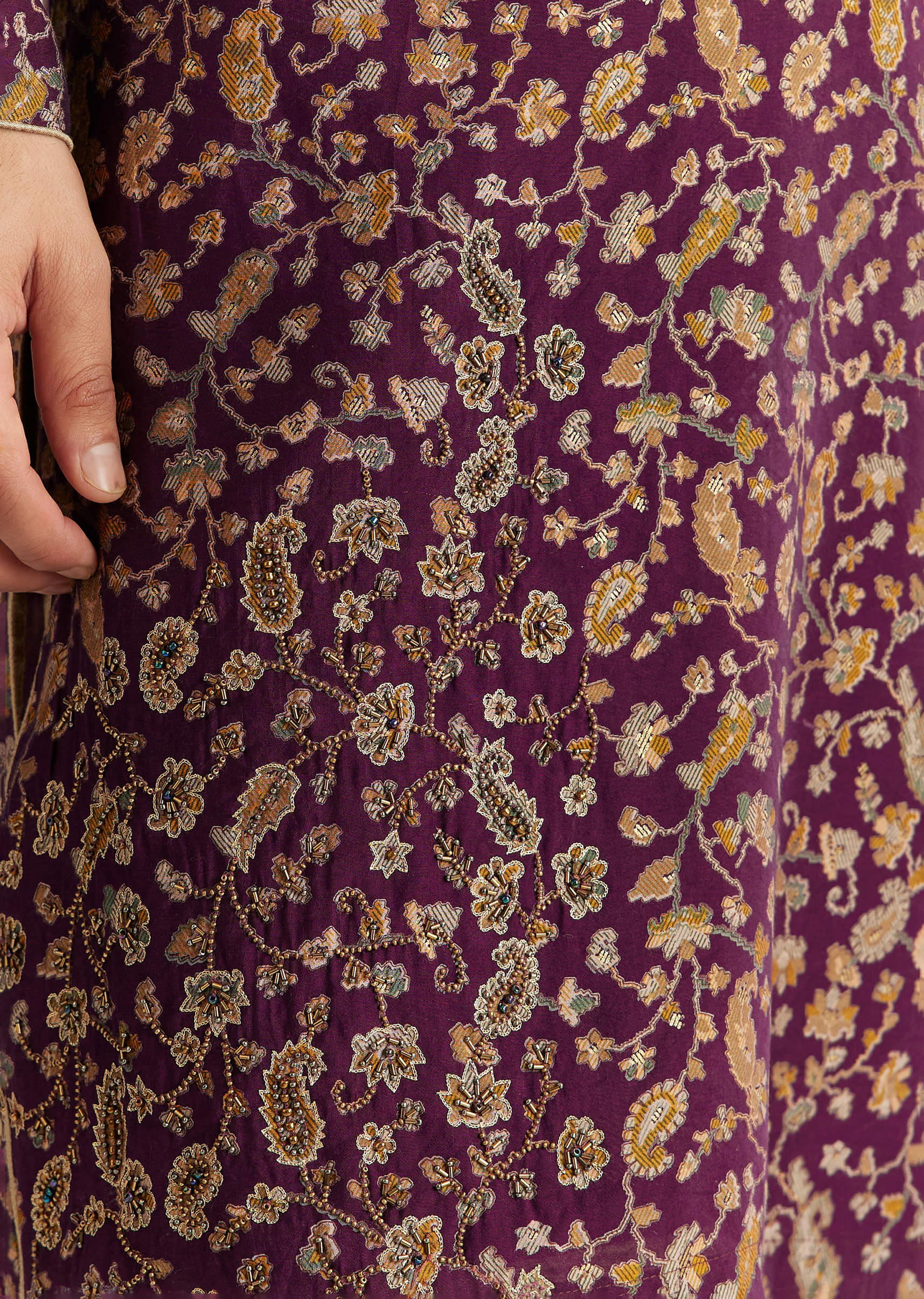 Wine Silk Floral Printed Kurta Set With Cutdana Work - Image 4
