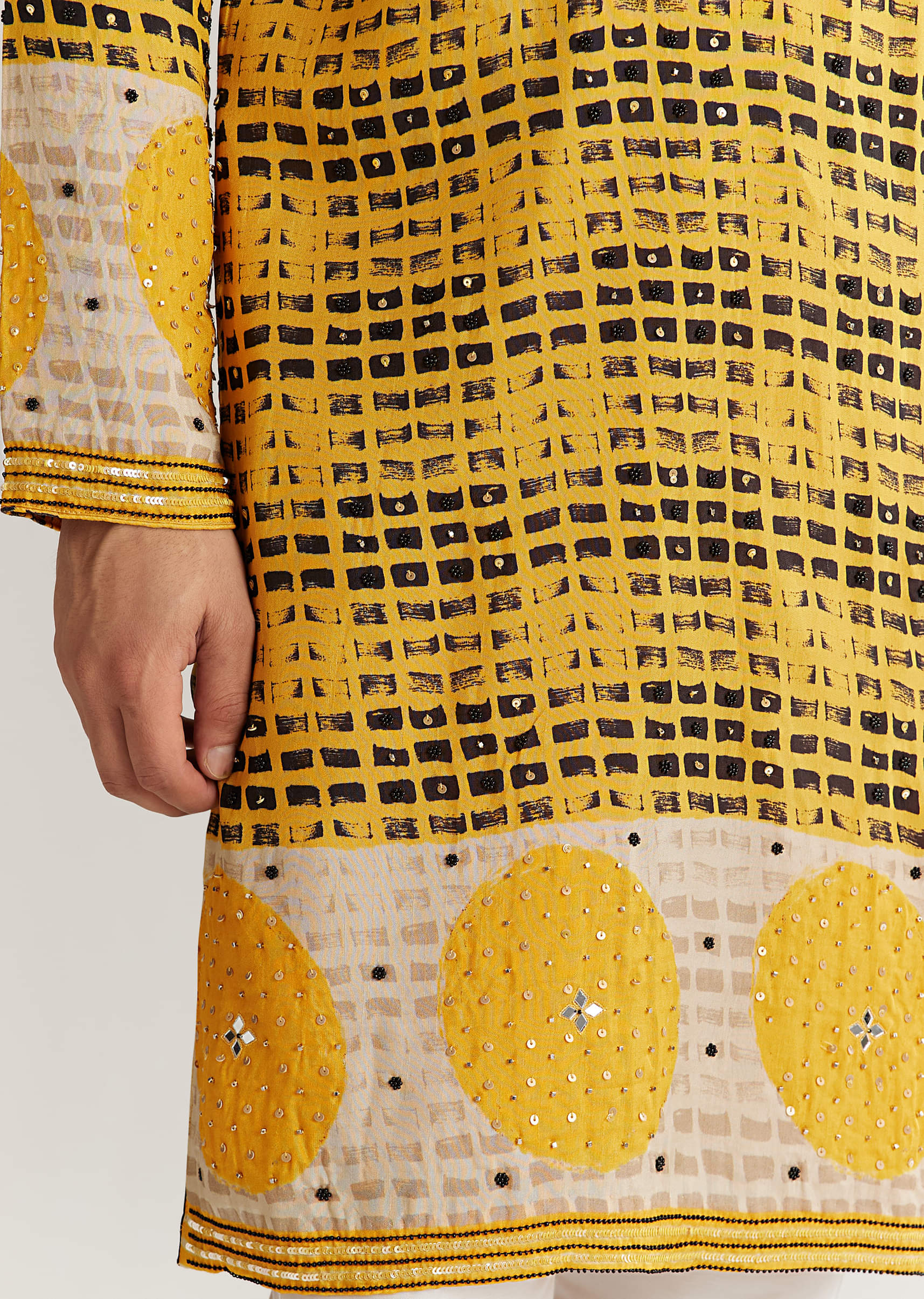 Yellow And Black Silk Resham Printed Kurta Set - Image 4