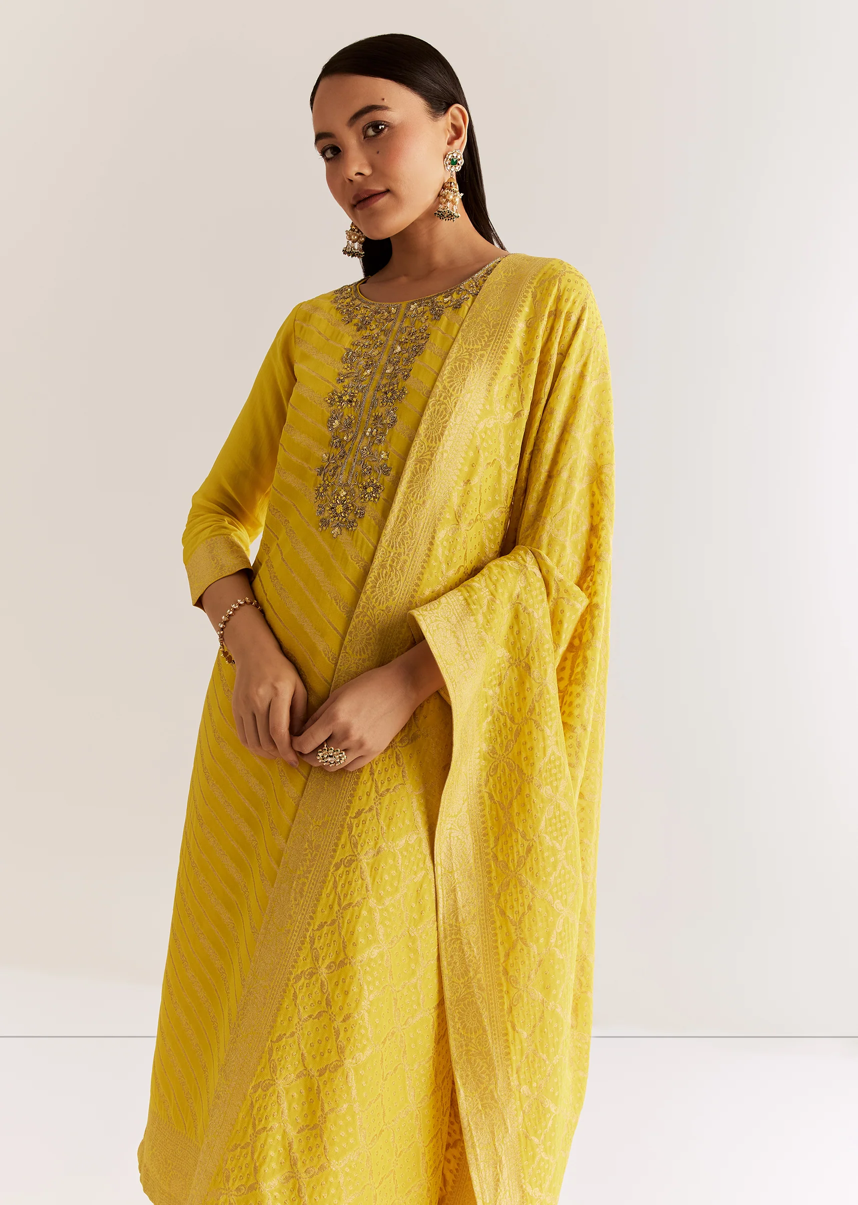 Yellow Banarasi Georgette Kurta Set With Zardosi And Cutdana Work - Image 4