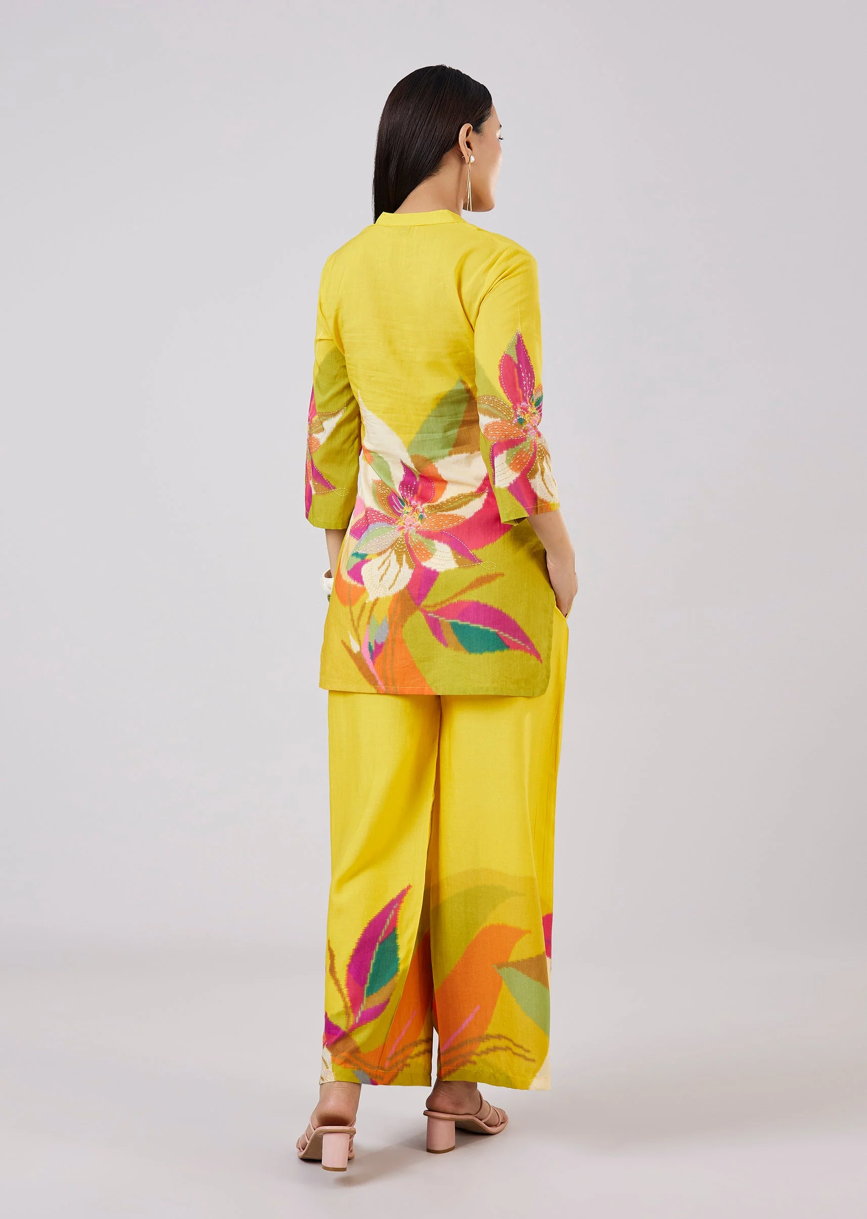 Yellow Cotton Coord Set With Hand Painted Work - Image 5