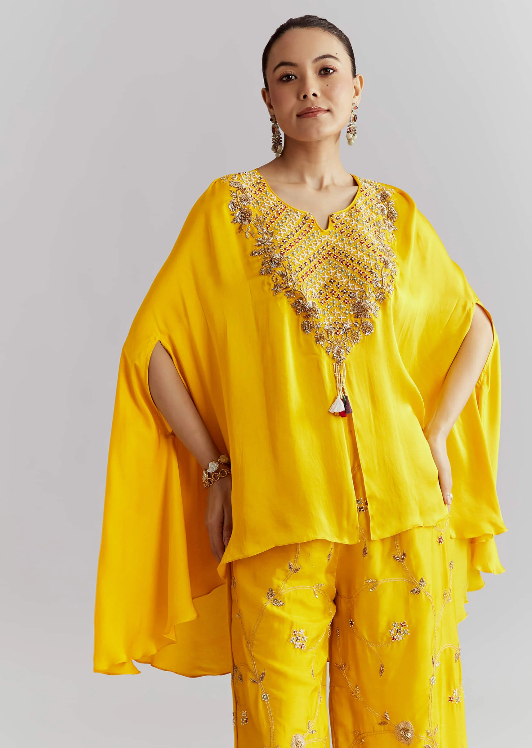 Yellow Crepe Indo Western Set With Heavy Hand Embroidery - Image 4
