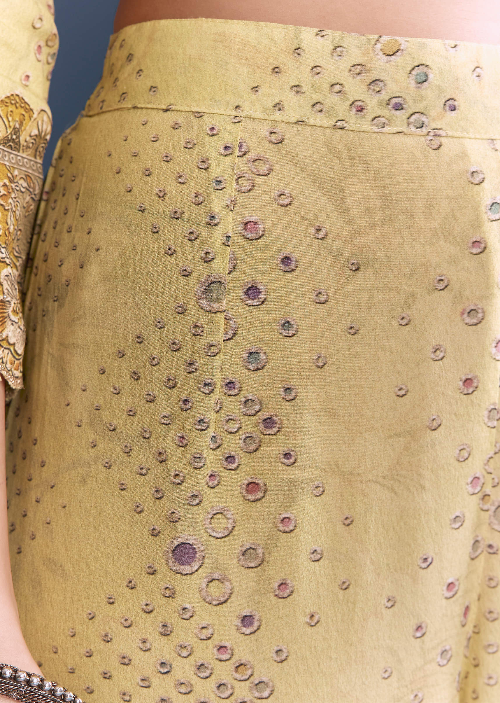 Yellow Crepe Kurta Set With Indie Print And Zari Work - Image 6
