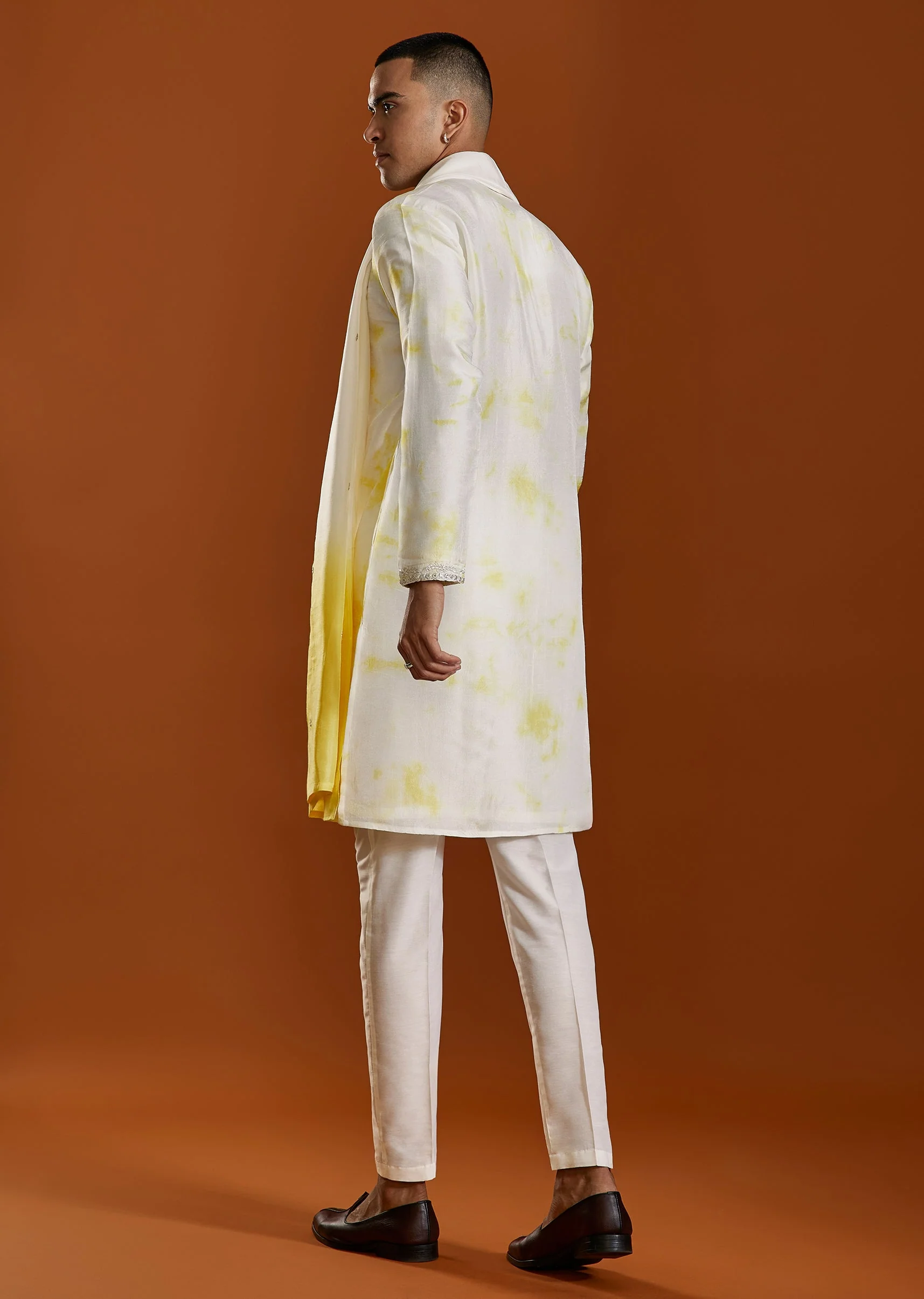 Yellow Embroidered Viscose Kurta Set With Dupatta - Image 4