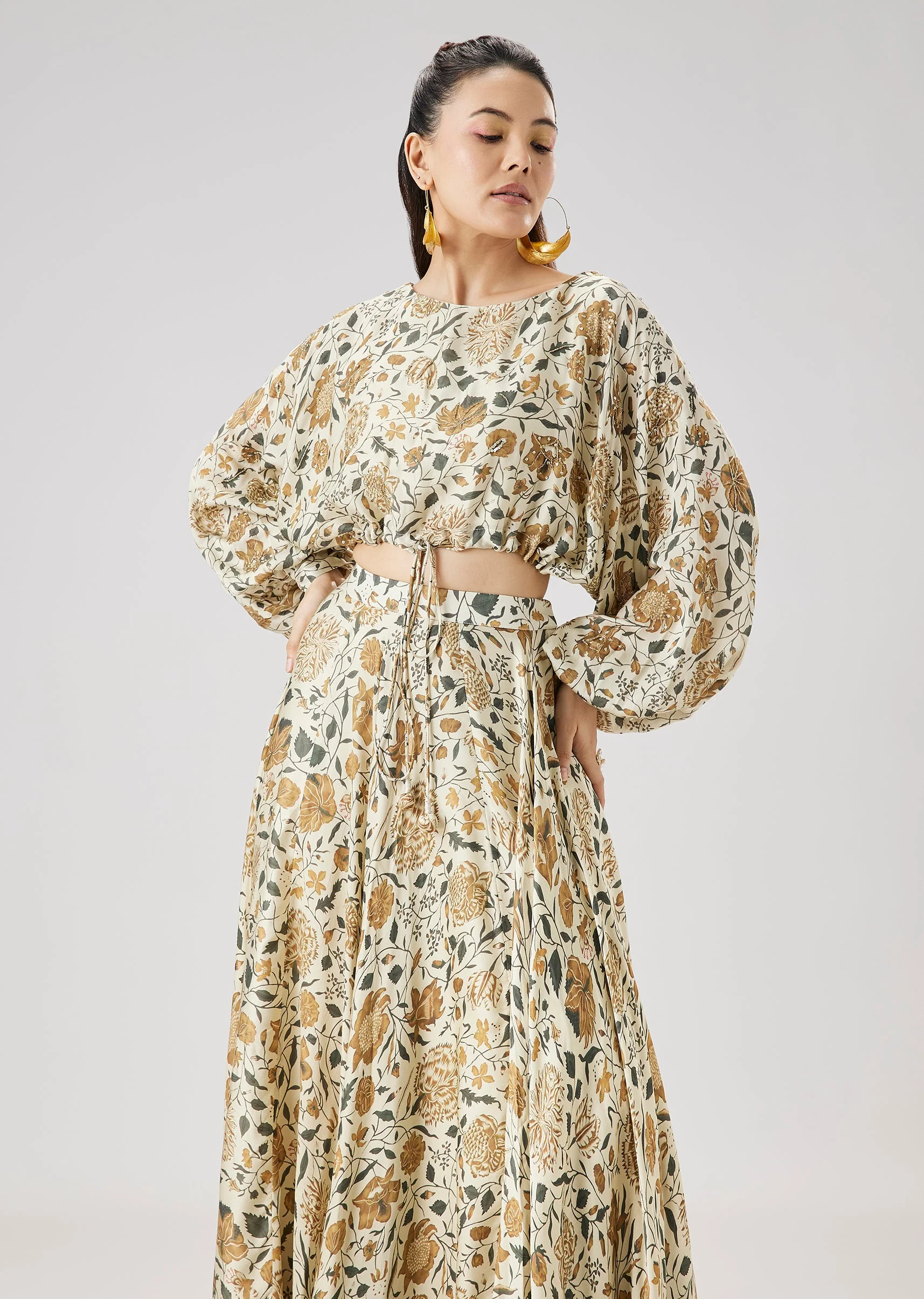 Yellow Floral Printed Crop Top And Skirt Set - Image 4