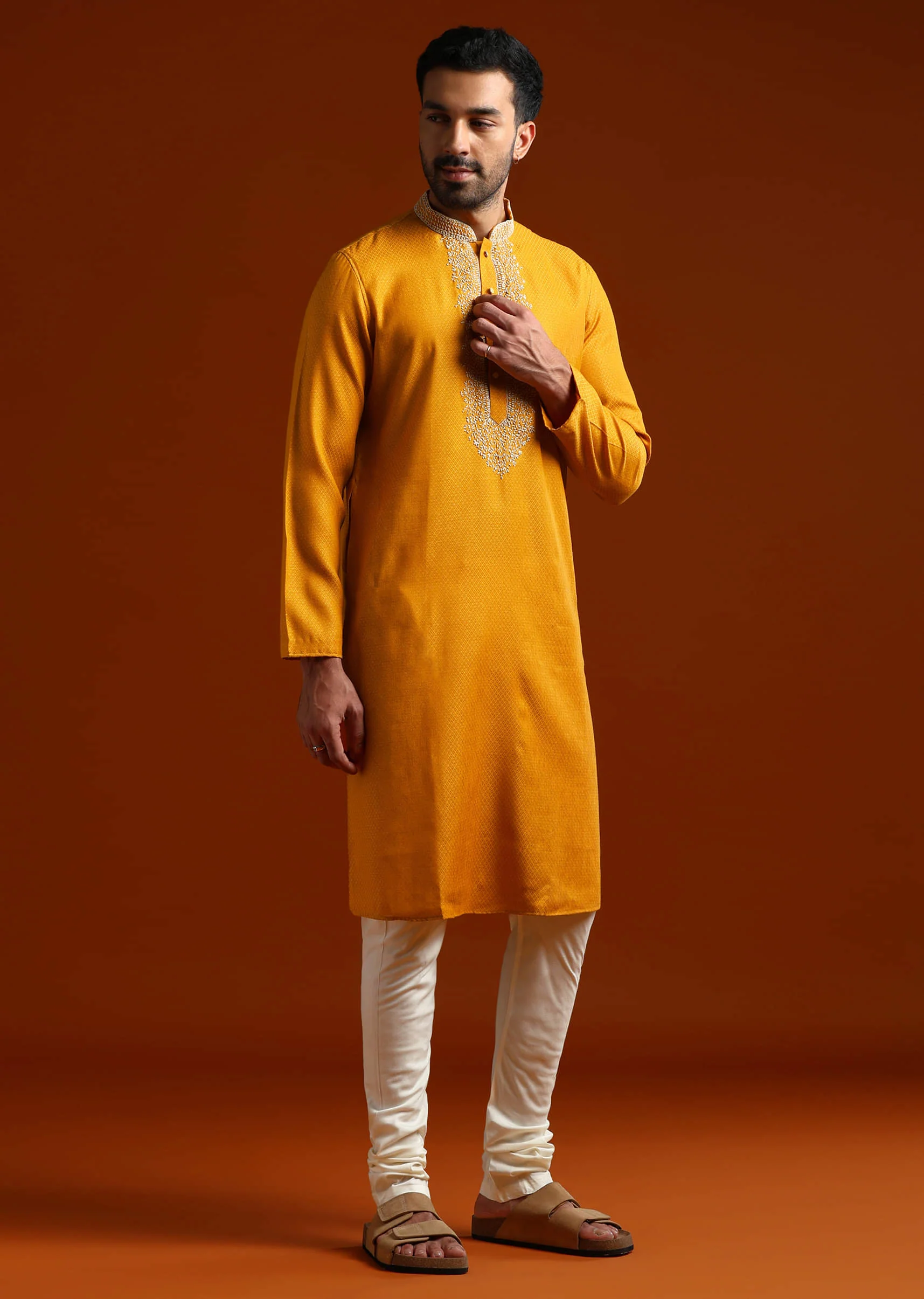 Yellow Kurta Set For Men With Thread Embroidery - Image 3