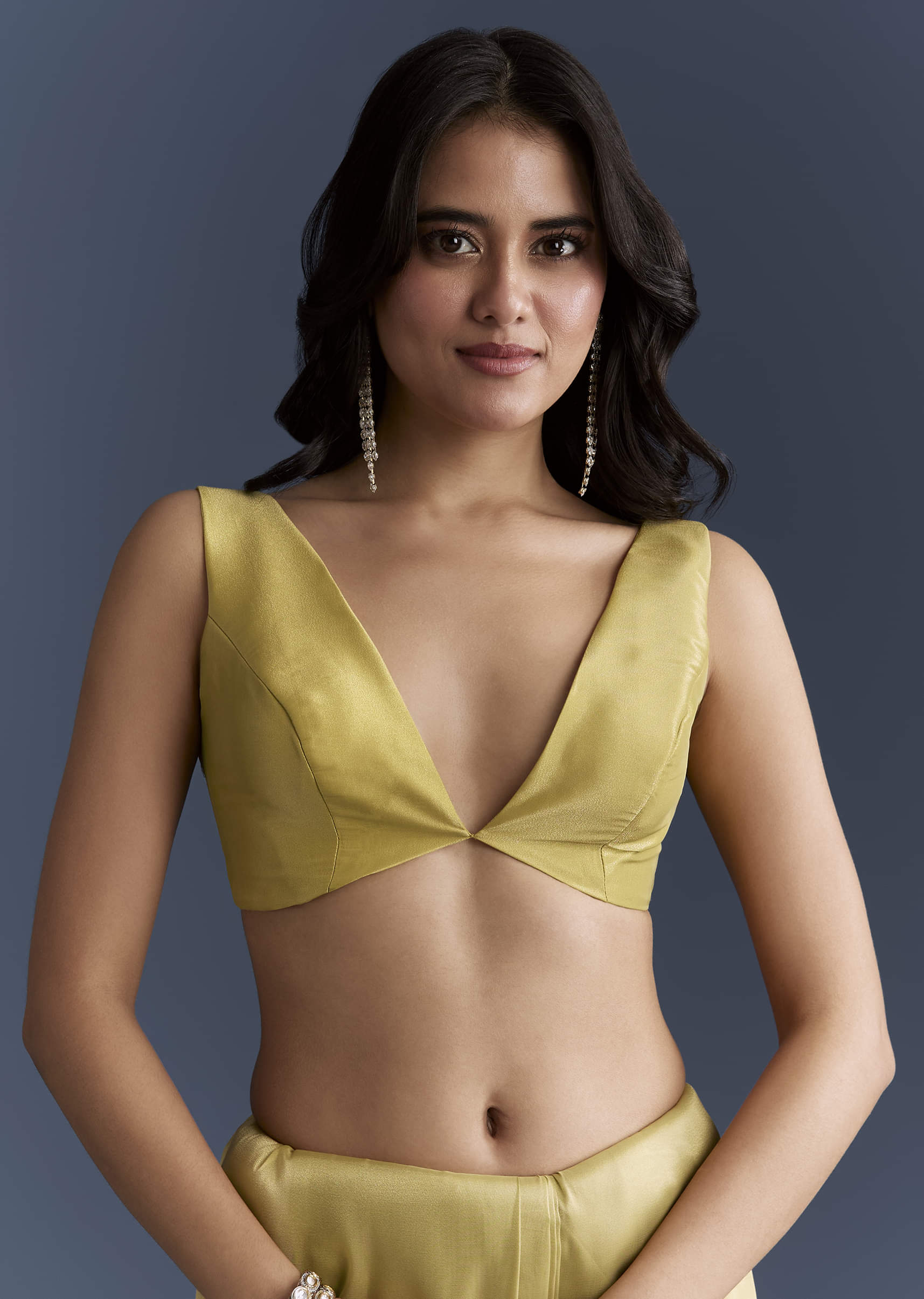 Yellow Tissue Saree With Heavy Hand Embroidery - Image 7