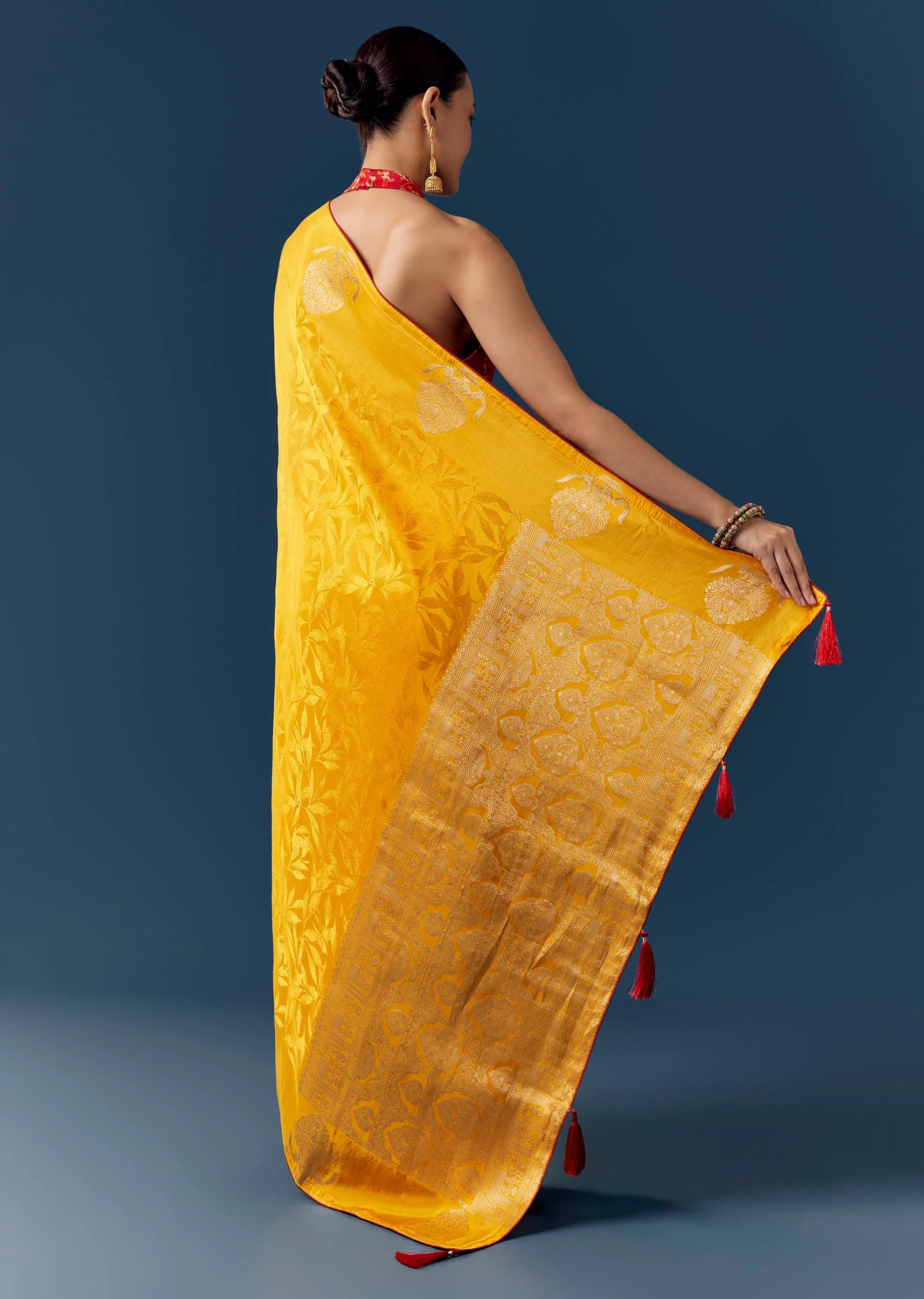 Yellow Zari Woven Jacquard Saree with Contrast Brocade Blouse - Image 4